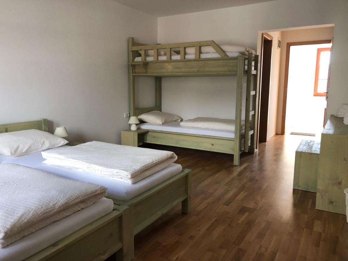 Sobe Brezje Bed & Breakfast Rom bilde